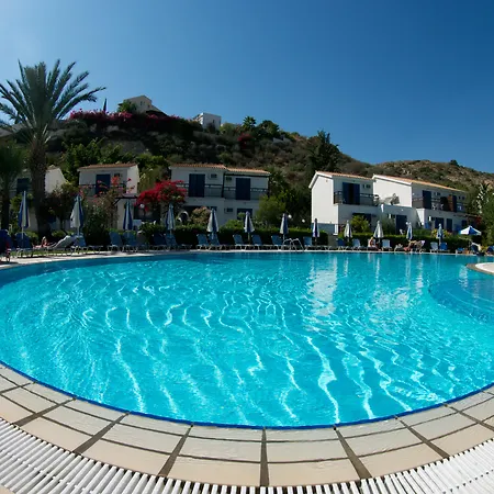 Aparthotel Hylatio Tourist Village Pissouri