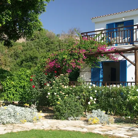 Hylatio Tourist Village 4* Pissouri