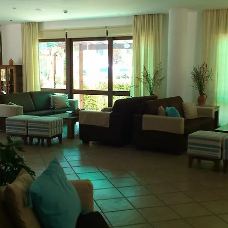 Hylatio Tourist Village Aparthotel Pissouri