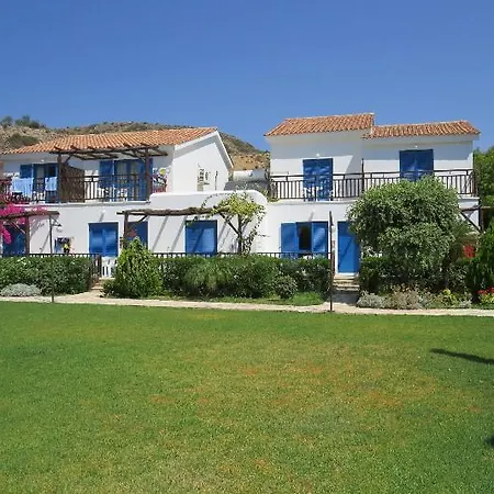 Hylatio Tourist Village 3*