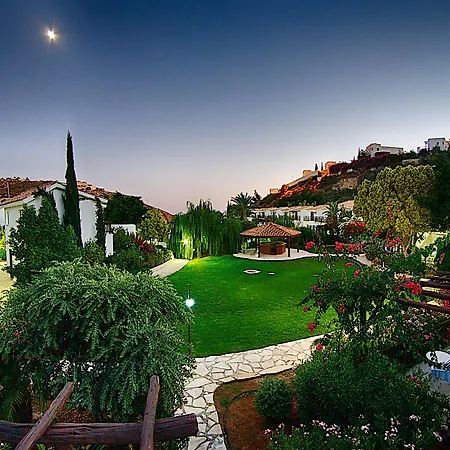 Hylatio Tourist Village Pissouri