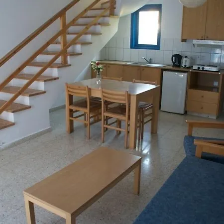 Aparthotel Hylatio Tourist Village Pissouri