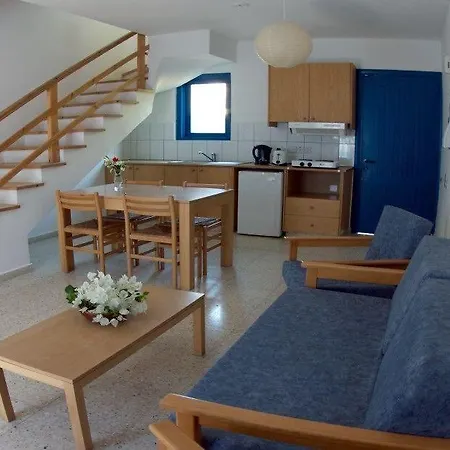 Hylatio Tourist Village 아파트호텔 4*