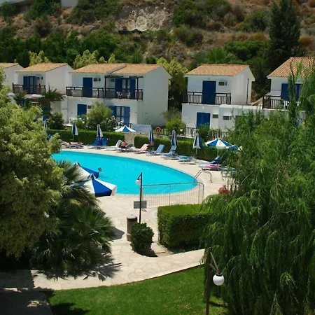 Hylatio Tourist Village 4*