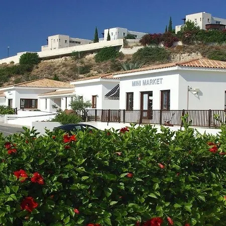 Hylatio Tourist Village Pissouri