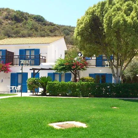 Hylatio Tourist Village 아파트호텔