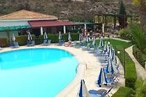 Hylatio Tourist Village מלון דירות פיסורי