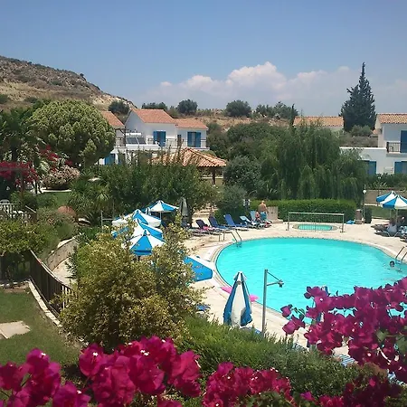 Apartahotel Hylatio Tourist Village 3*