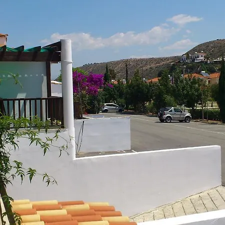 شقة فندقية Hylatio Tourist Village 4*
