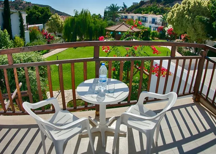 Apartahotel Hylatio Tourist Village Pissouri