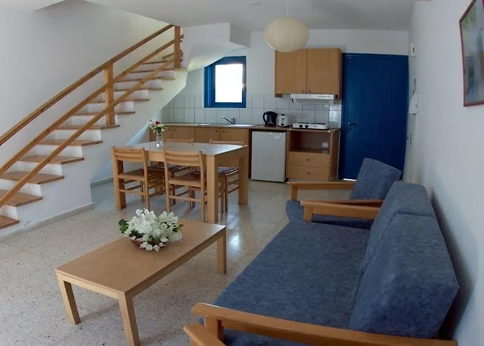 Hylatio Tourist Village Apartahotel 4*