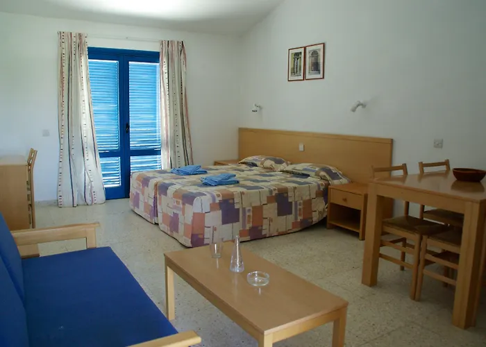 Aparthotel Hylatio Tourist Village Pissouri