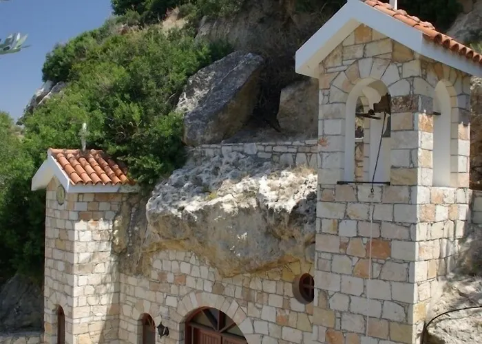 Hylatio Tourist Village Apartahotel 4*