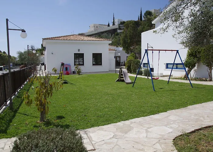 Hylatio Tourist Village Aparthotel Pissouri