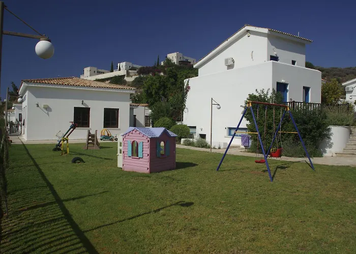 Aparthotel Hylatio Tourist Village 4*