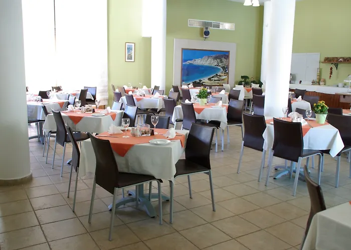 Hylatio Tourist Village Aparthotel Pissouri