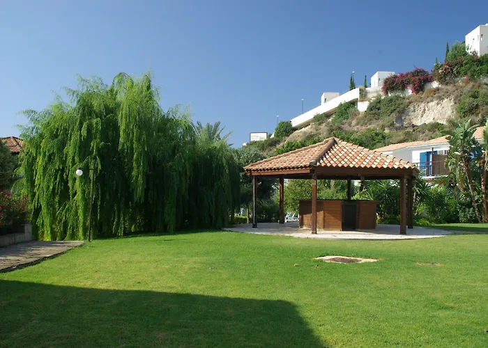 Aparthotel Hylatio Tourist Village Pissouri