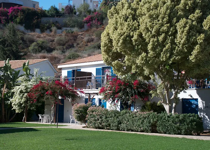 Hylatio Tourist Village Pissouri