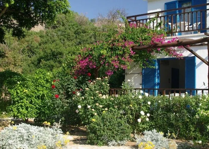 Hylatio Tourist Village Aparthotel Pissouri