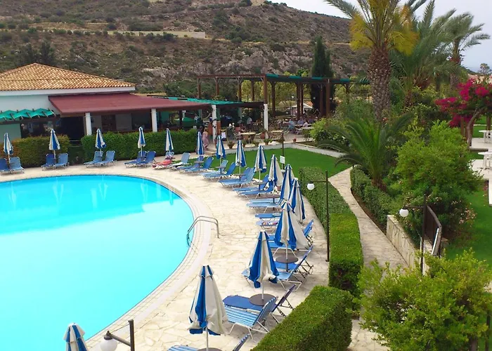 Hylatio Tourist Village 4*