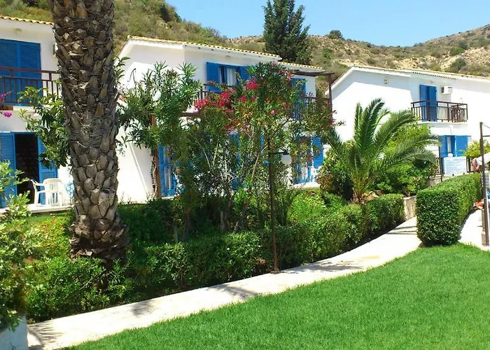 Hylatio Tourist Village 4* Pissouri