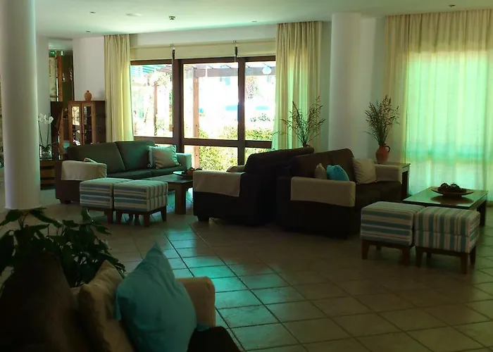 Hylatio Tourist Village Aparthotel Pissouri