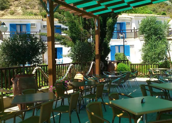 Hylatio Tourist Village Aparthotel 4*